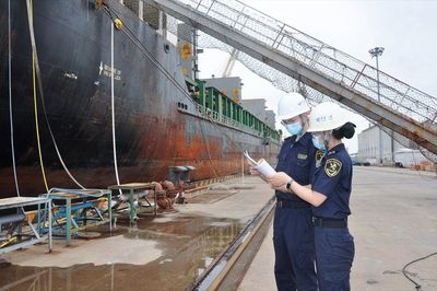 上半年天津口岸保税维修进口船值同比增长2倍